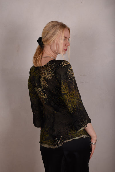 "Thinkatop" Reversible silk blouse. Prints: Bluweed/Dark Snake