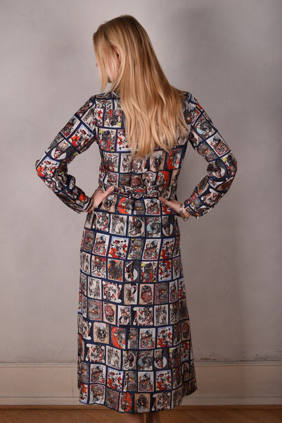 Maxhabo. Long shirt-dress in 100% habotai silk. Print "Susminor" by artist Suse Hartung