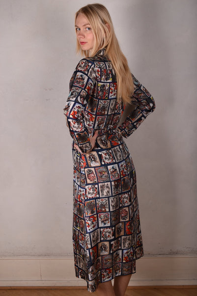 Maxhabo. Long shirt-dress in 100% habotai silk. Print "Susminor" by artist Suse Hartung