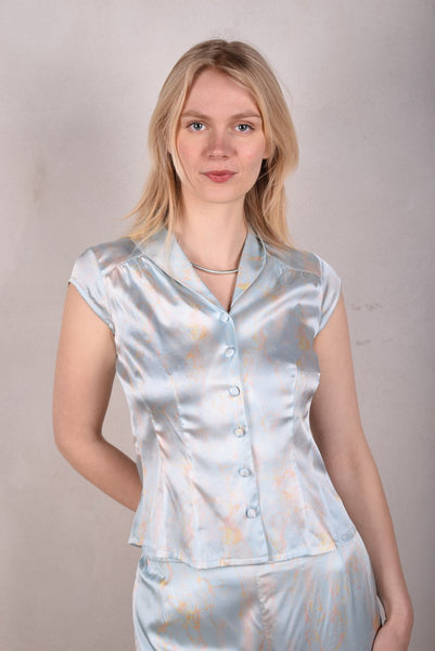 Sif. Short sleeve stretch silk blouse "Lightly"